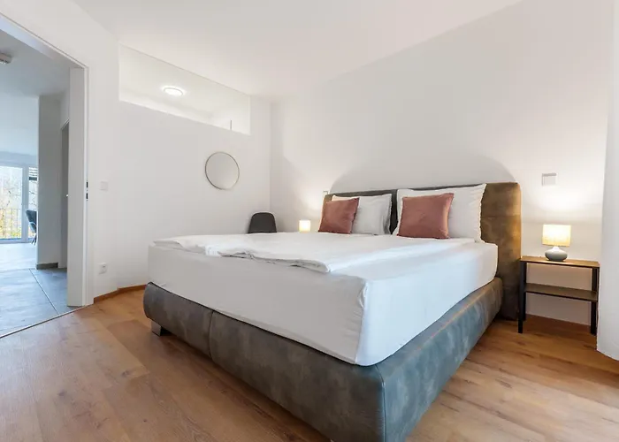 Riverside Premium Living With Great View Apartment Linz