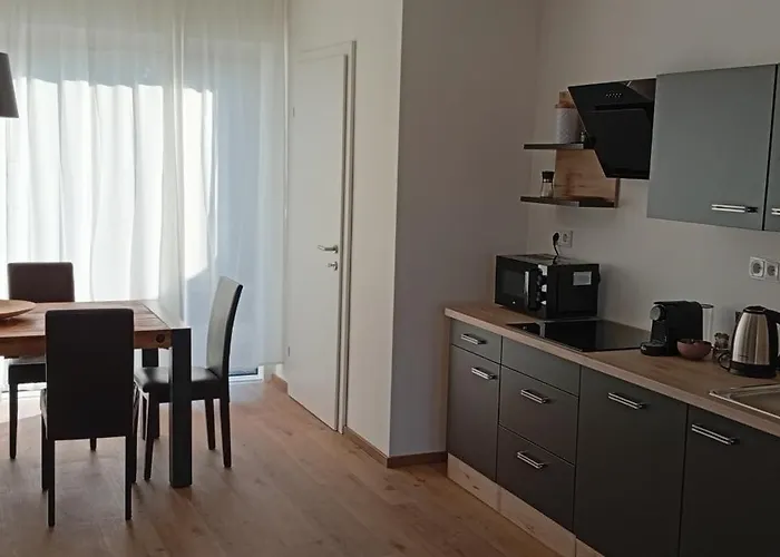 Apartment Riverside Premium Living With Great View *