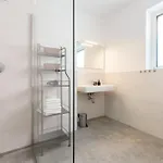 Riverside Premium Living With Great View Apartman *